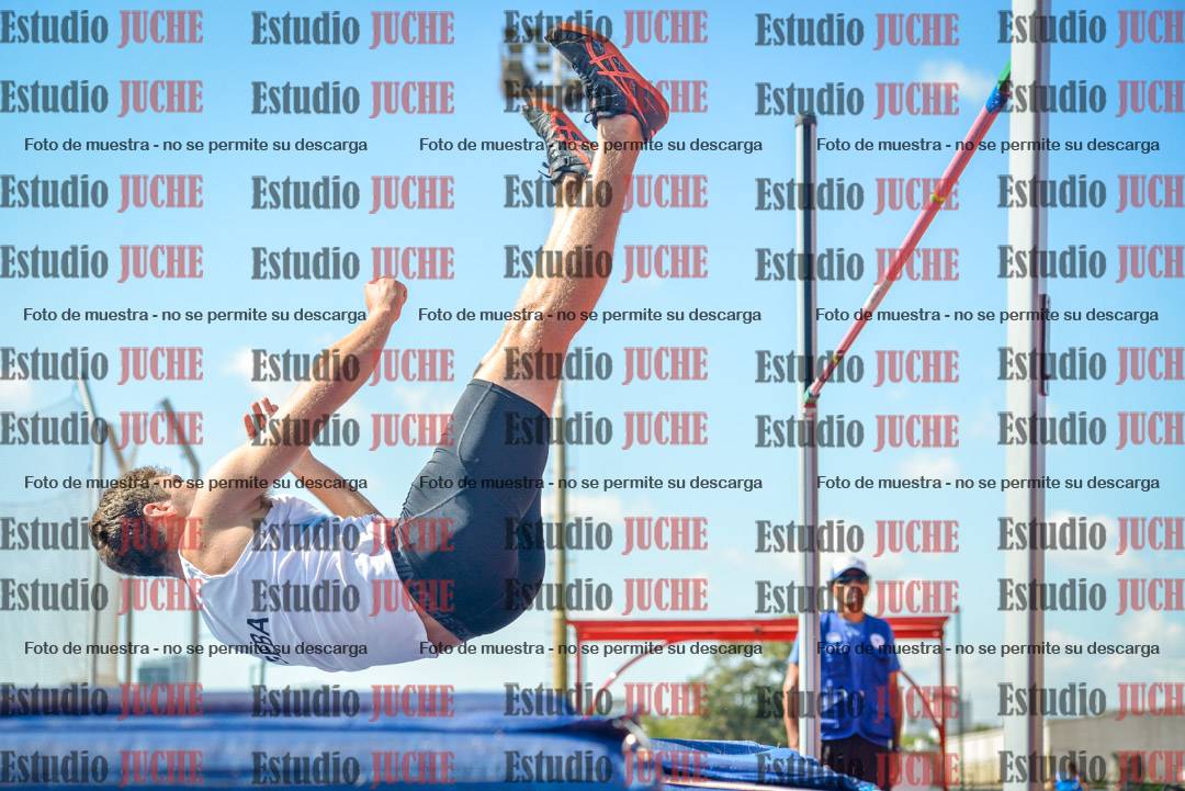 Fotos del salto en alto de varones