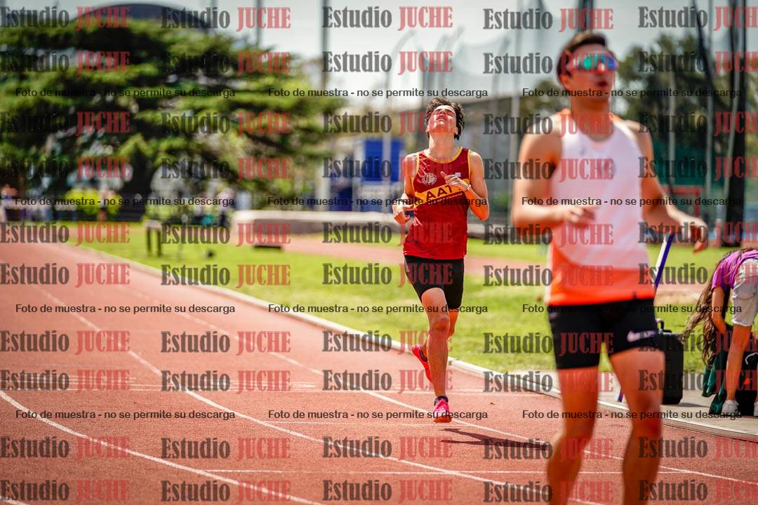 Fotos de los 400 m llanos de varones