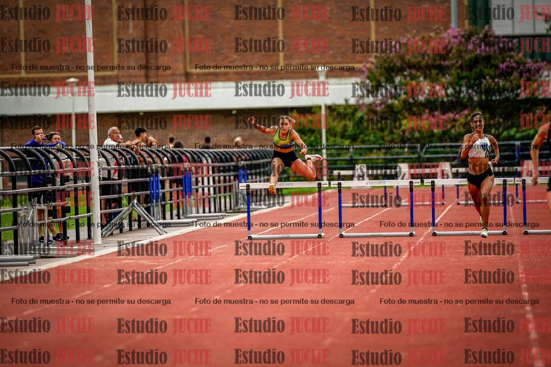 Fotos de los 400 m con vallas de mujeres