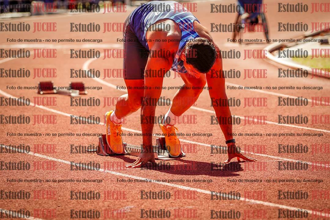 Fotos de los 400 m llanos de varones