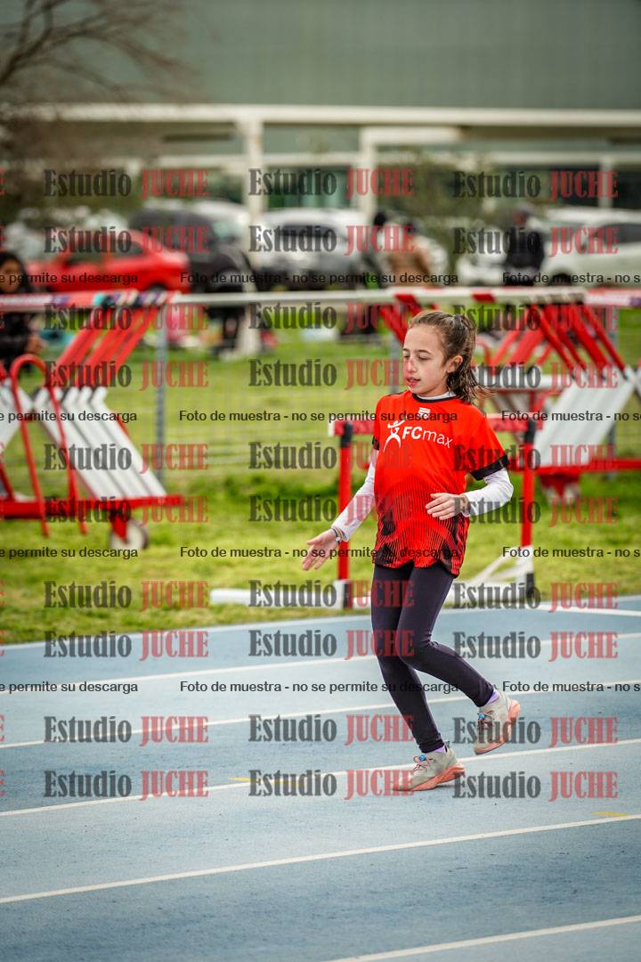 Fotos de los 50 m llanos de mujeres - U12