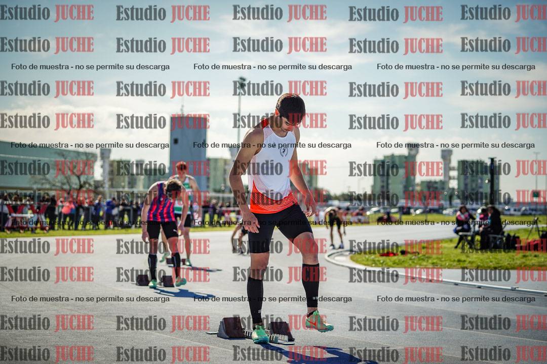 Fotos de los 400 m llanos de varones