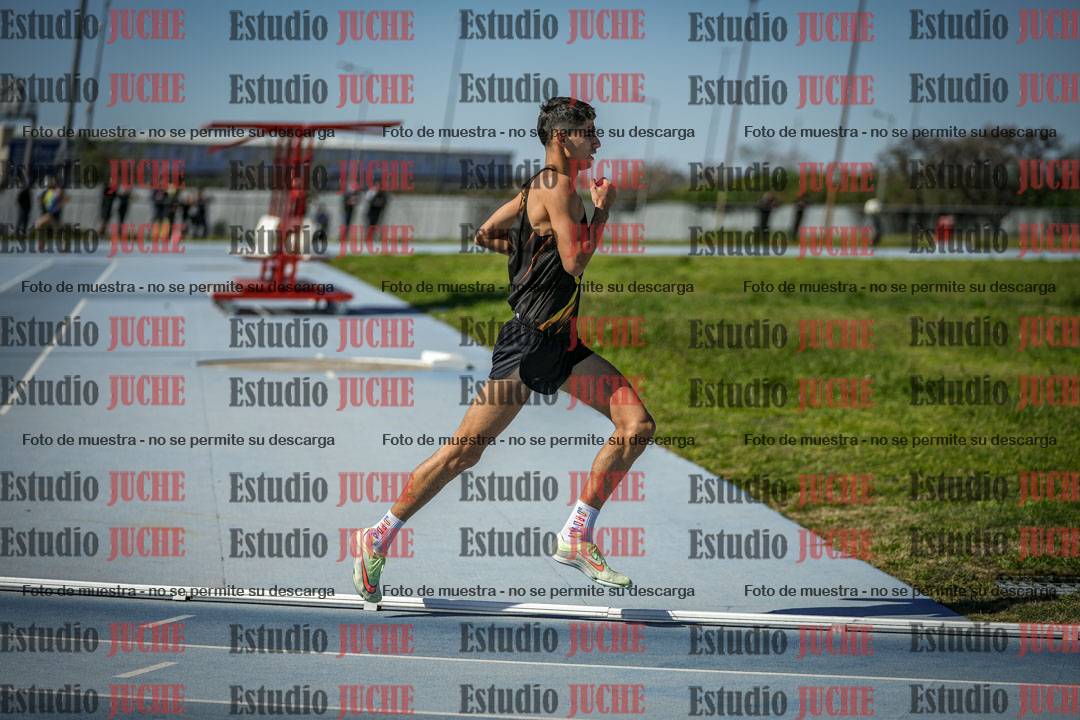Fotos de los 5000 m llanos de mujeres y varones