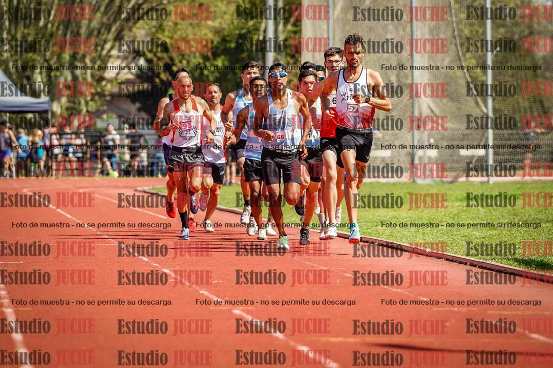 Fotos de los 1500 m llanos de varones