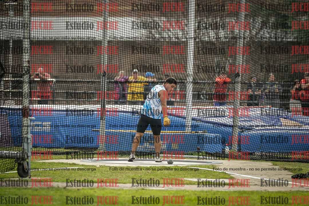 Fotos del lanzamiento de martillo de varones