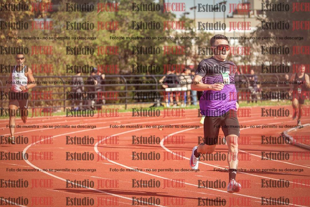 Fotos de los 800 m llanos de varones