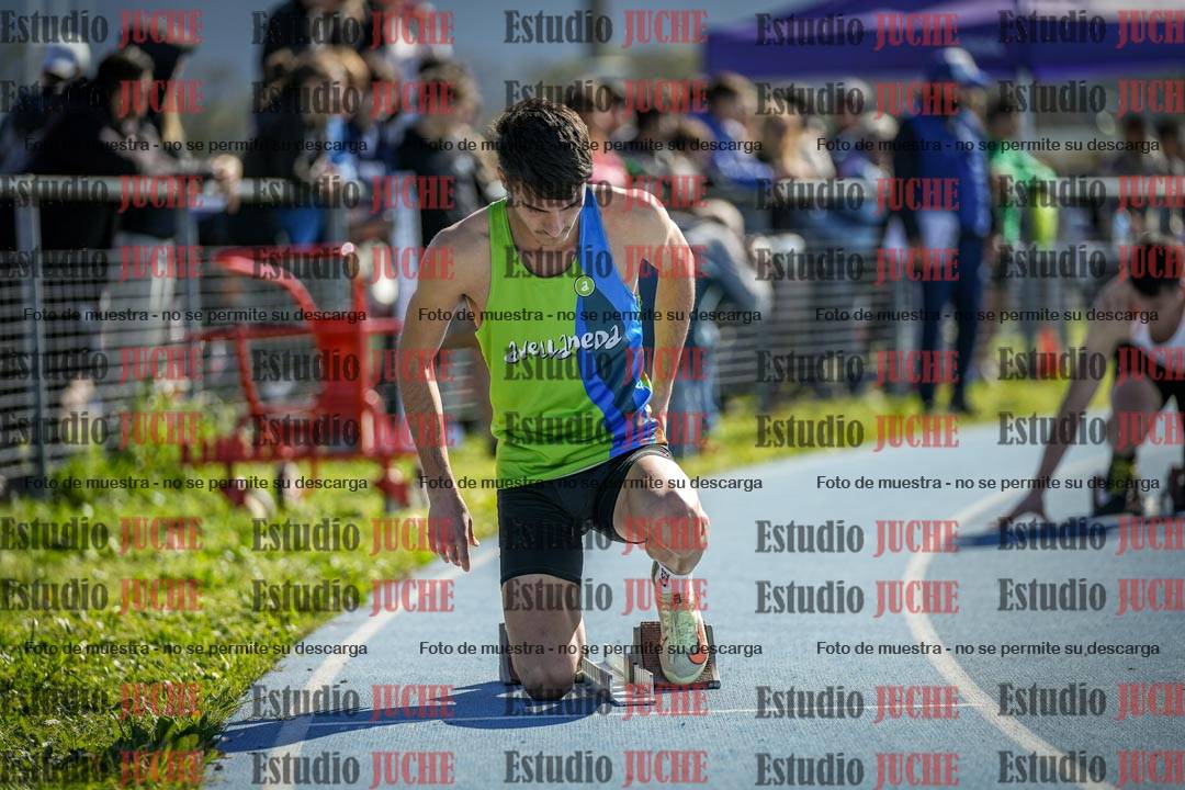 Fotos de los 400 m llanos de varones