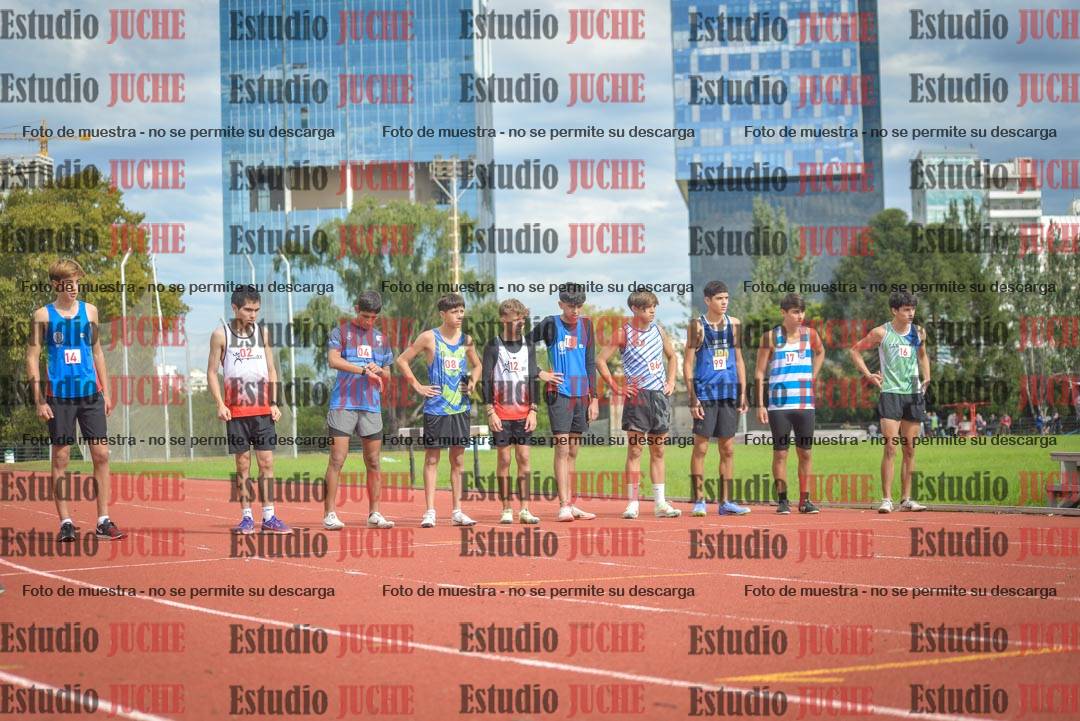 Fotos de los 600 m llanos de varones
