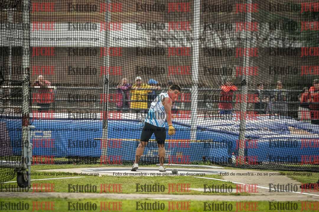 Fotos del lanzamiento de martillo de varones