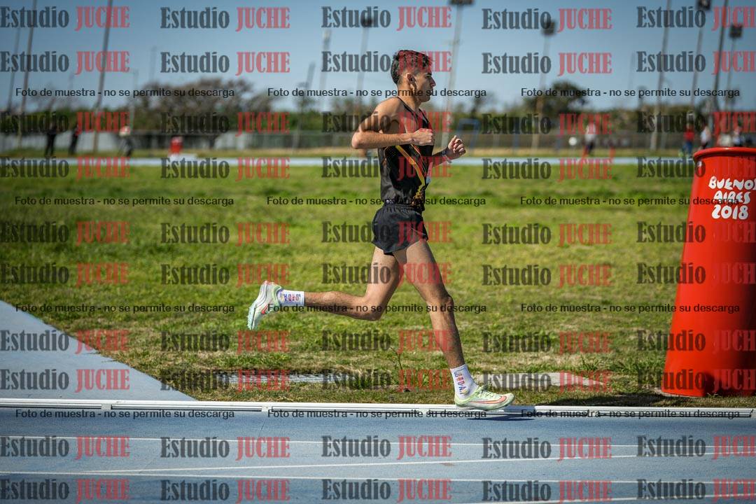 Fotos de los 5000 m llanos de mujeres y varones