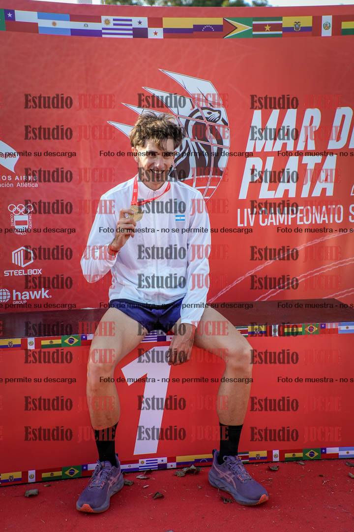 Fotos de algunos extras y podios del día 1