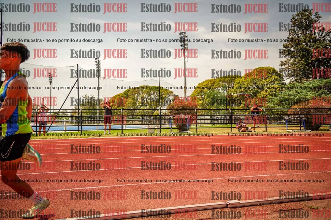 Fotos de los 200 m llanos de varones