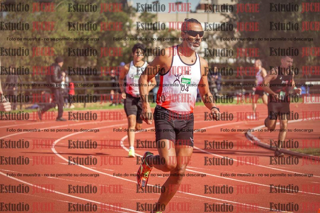 Fotos de los 800 m llanos de varones