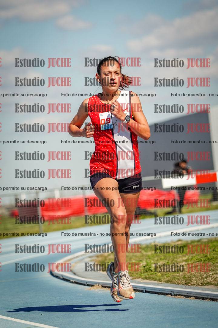 Fotos de los 5000 m llanos de mujeres y varones