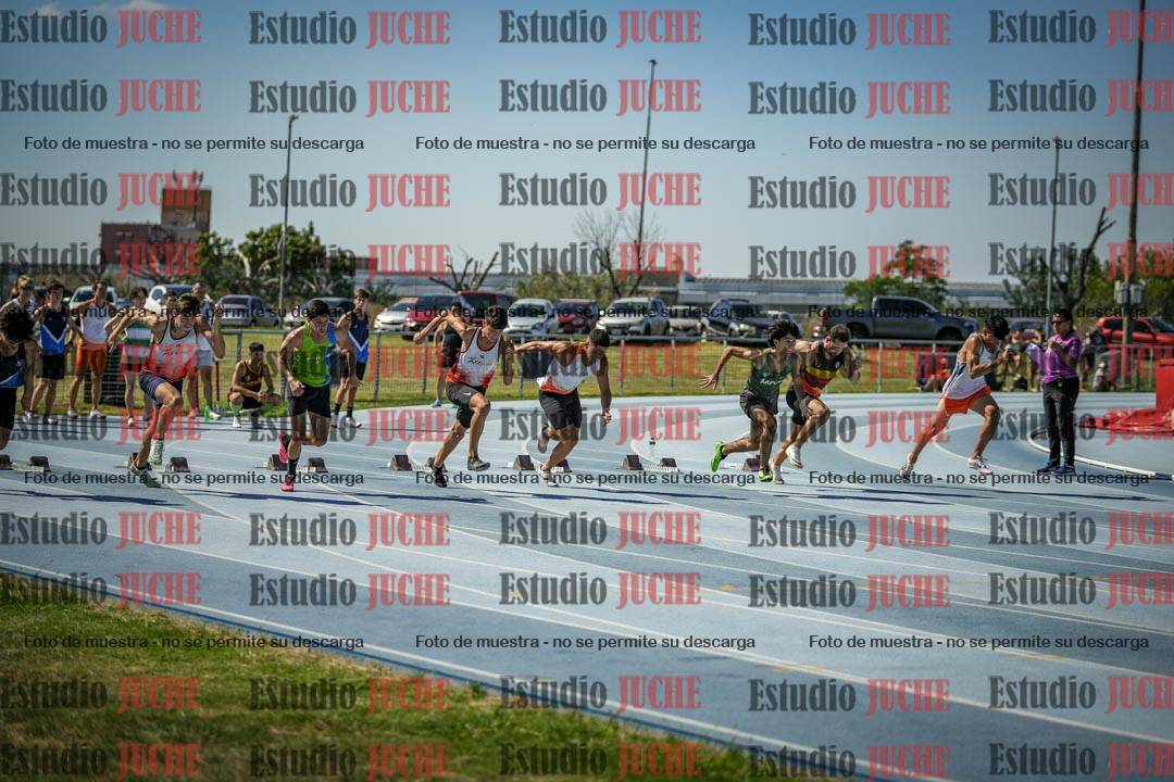 Fotos de los 100 m llanos de varones