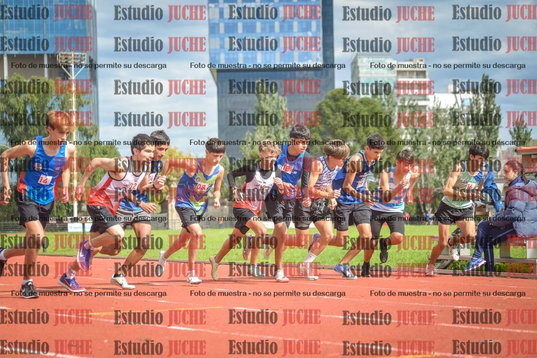 Fotos de los 600 m llanos de varones