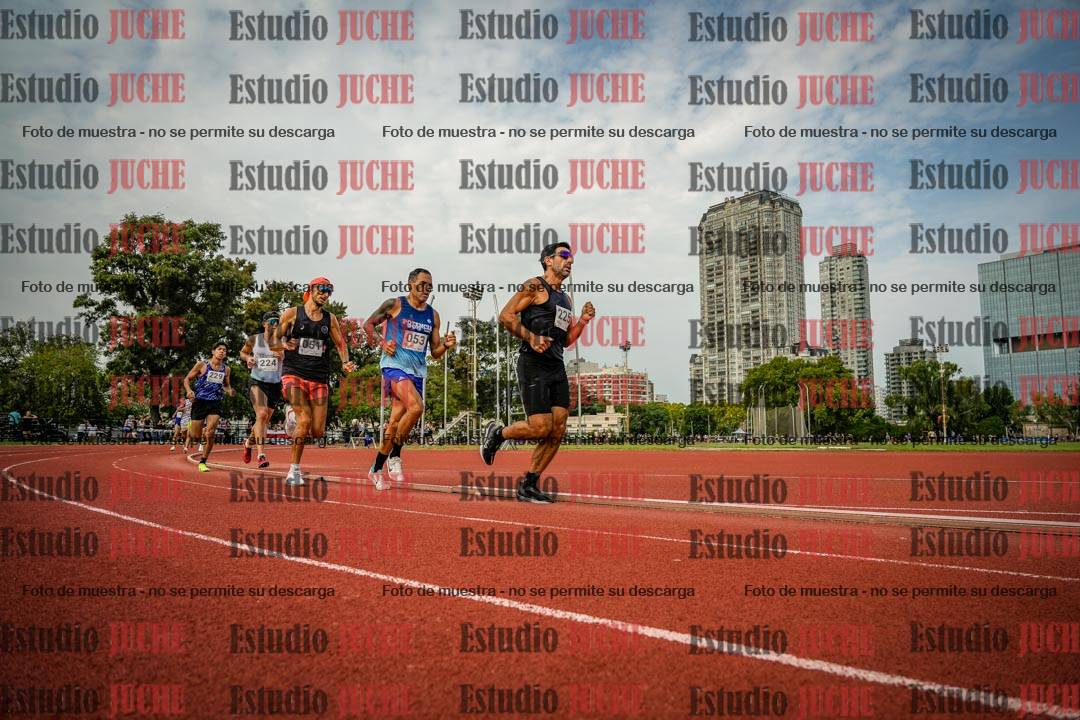 Fotos de los 3000 m llanos de varones