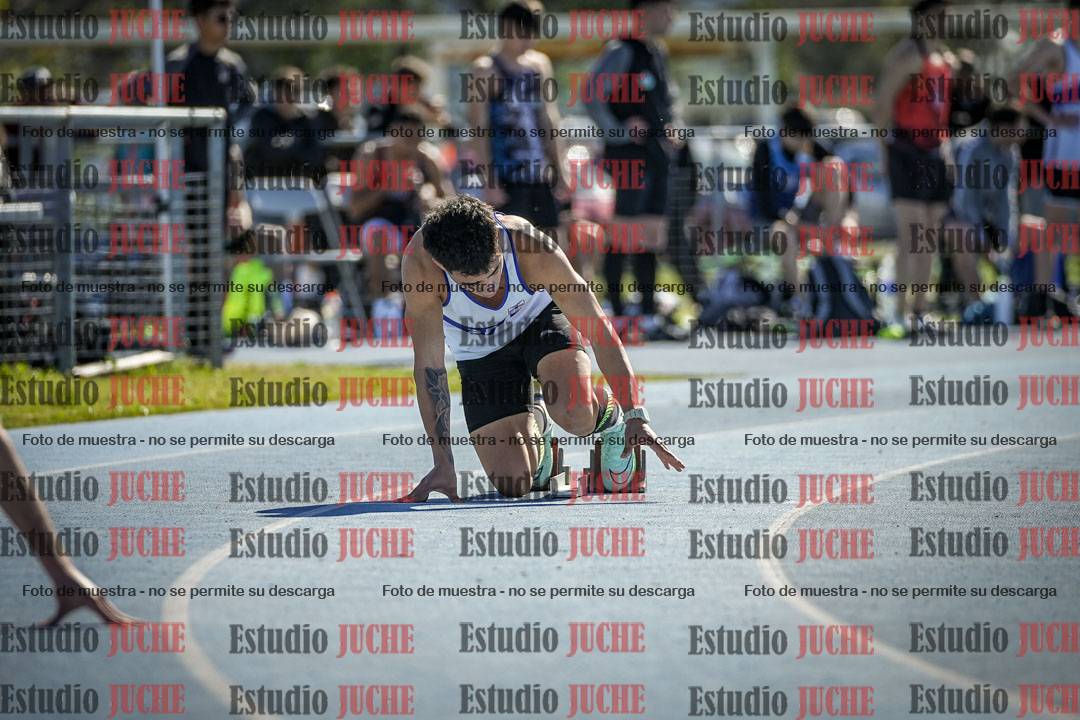 Fotos de los 400 m llanos de varones