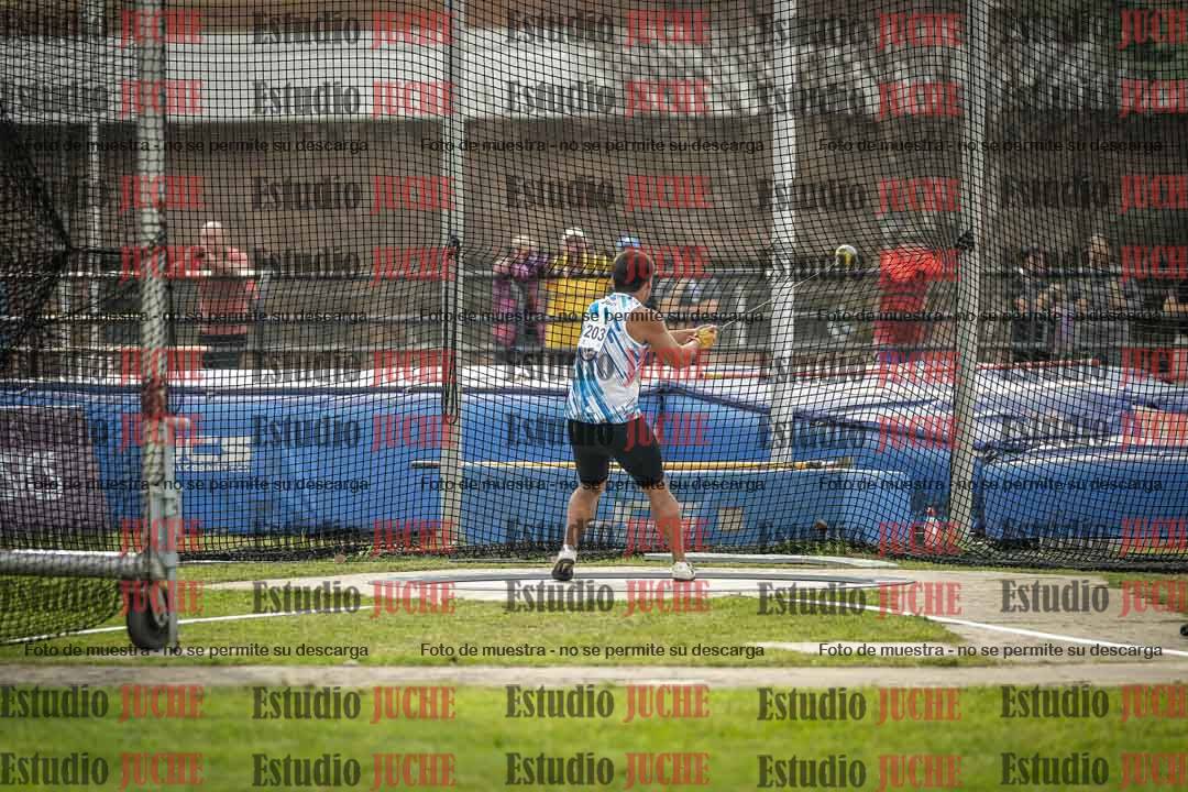 Fotos del lanzamiento de martillo de varones