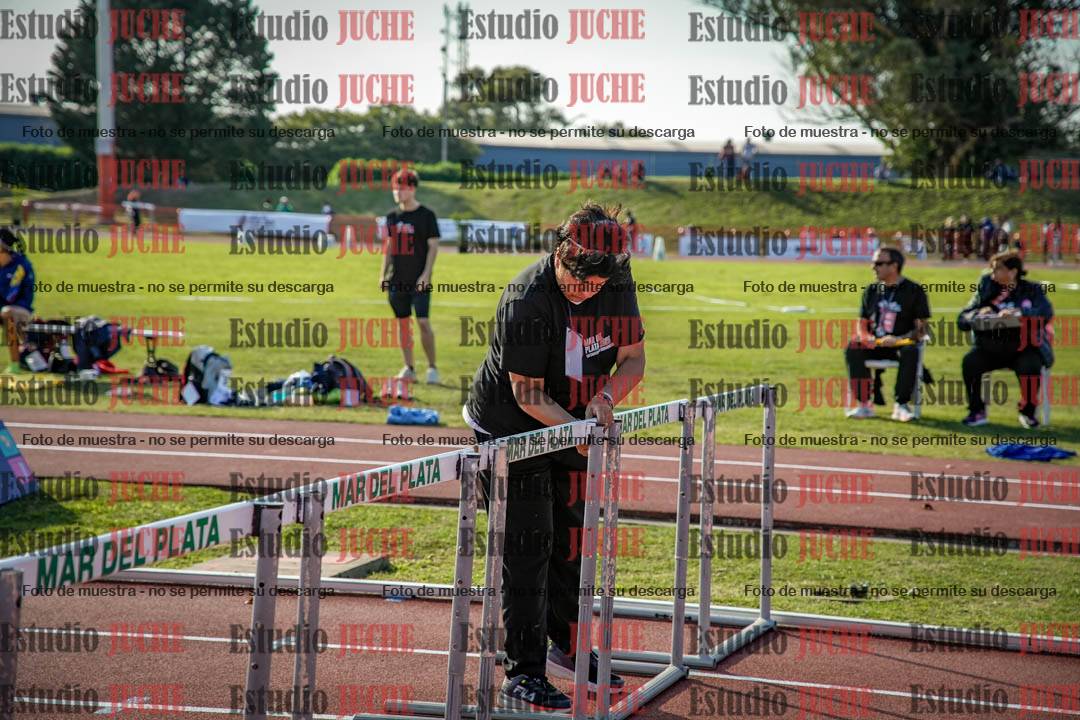 Fotos de algunos extras y podios del día 1