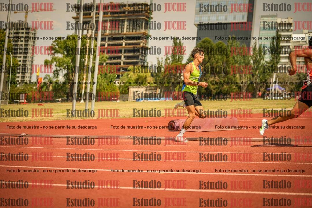 Fotos de los 200 m llanos de varones