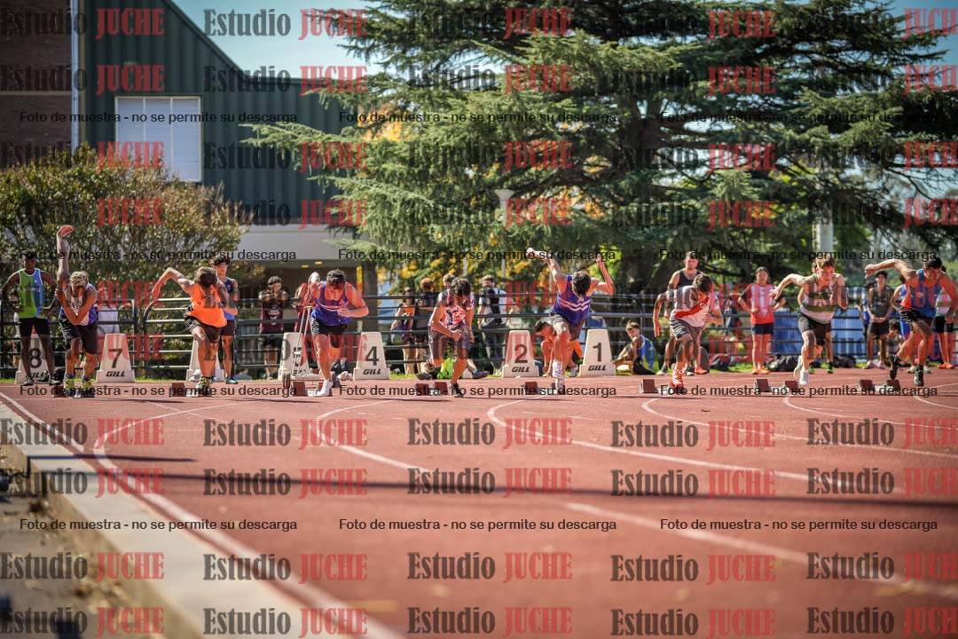 Fotos de los 100 m llanos de varones