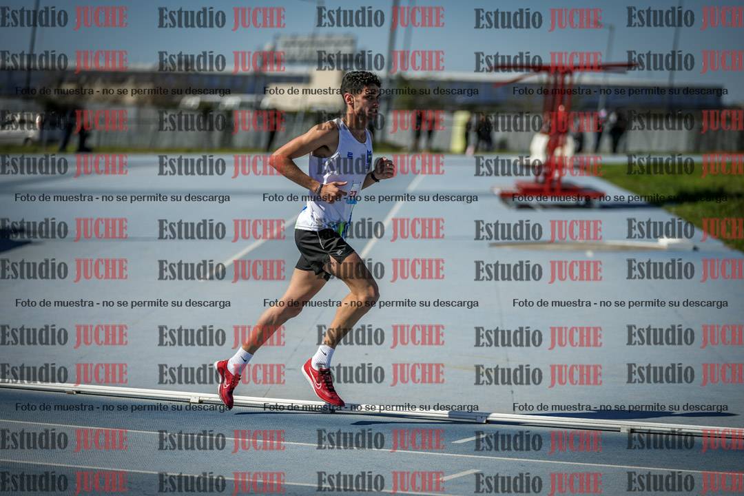 Fotos de los 5000 m llanos de mujeres y varones