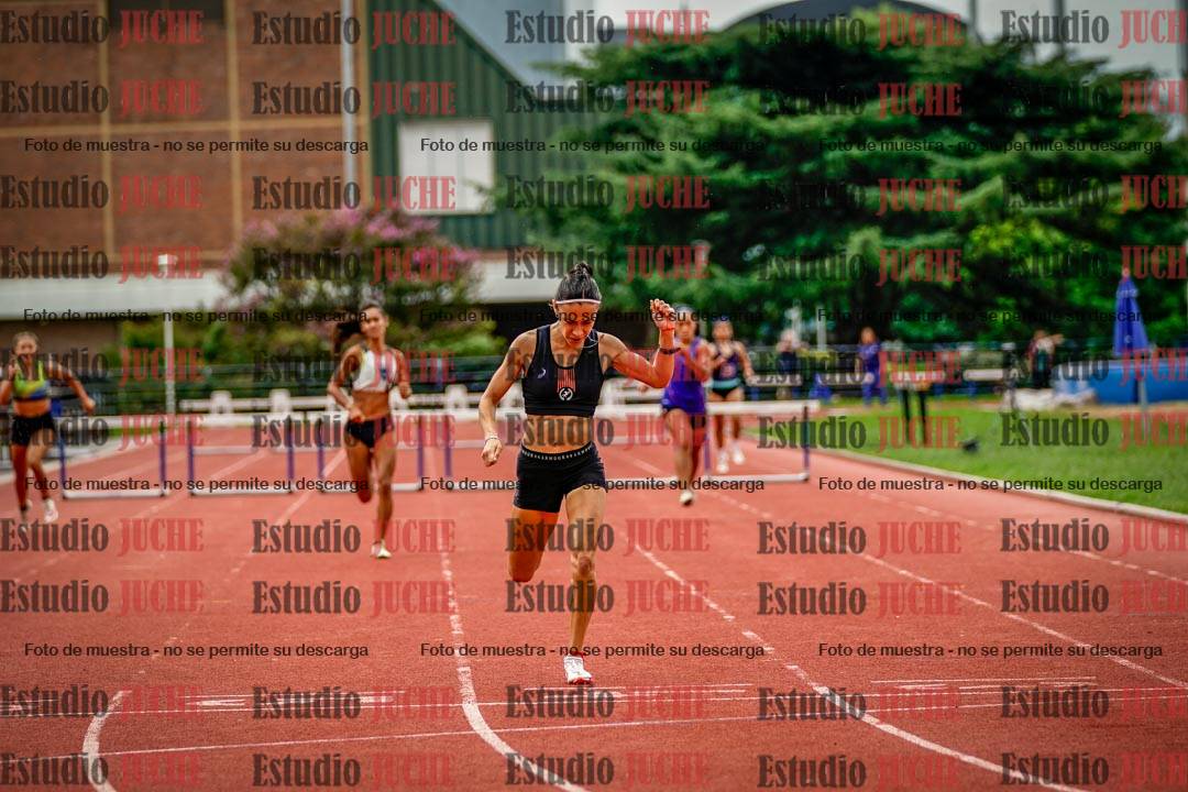 Fotos de los 400 m con vallas de mujeres