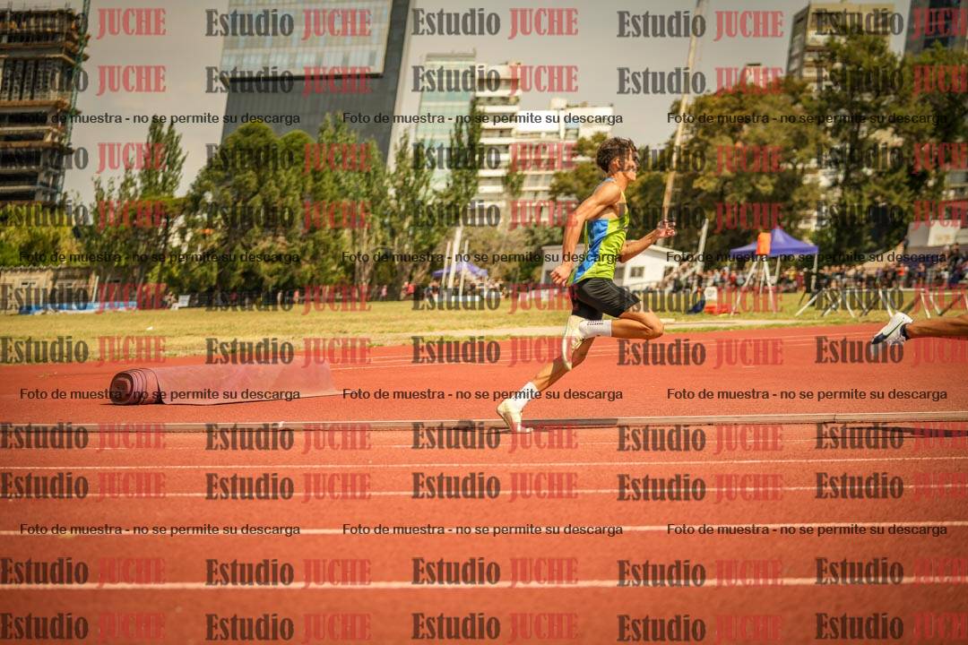 Fotos de los 200 m llanos de varones