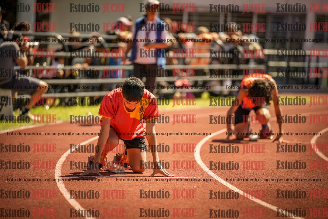 Fotos de los 400 m llanos de varones