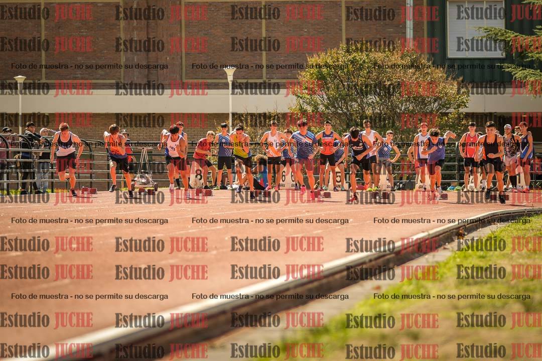 Fotos de los 100 m llanos de varones