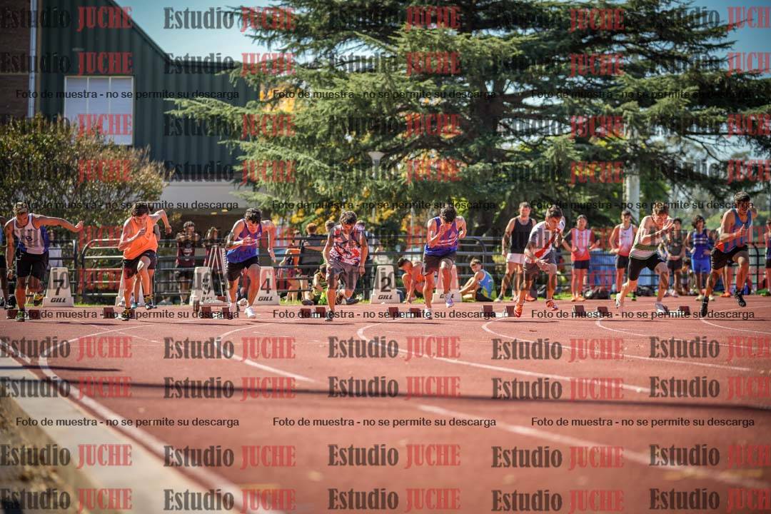 Fotos de los 100 m llanos de varones
