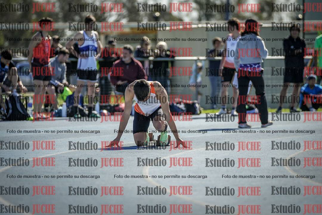 Fotos de los 400 m llanos de varones
