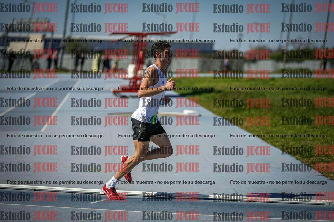Fotos de los 5000 m llanos de mujeres y varones