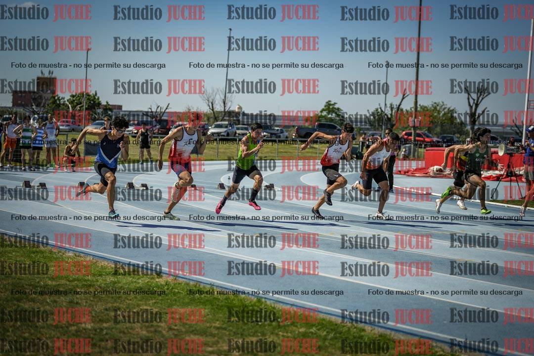 Fotos de los 100 m llanos de varones