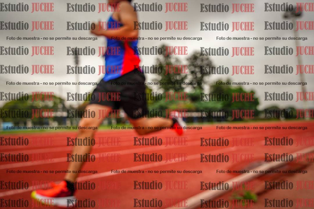 Fotos de los 800 m llanos de varones