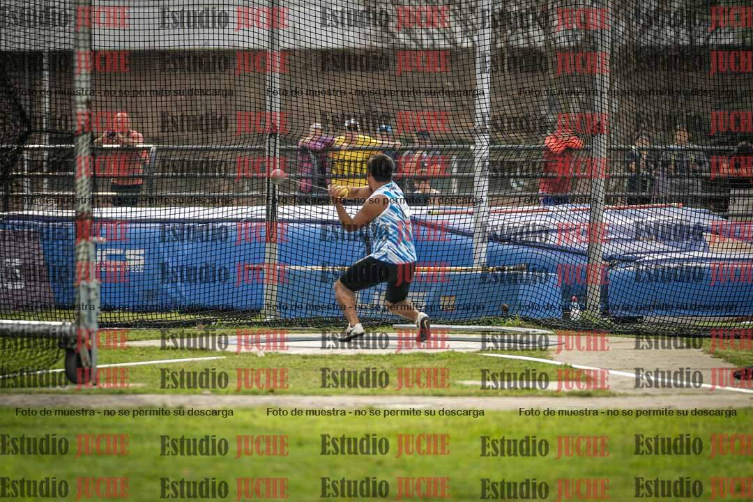 Fotos del lanzamiento de martillo de varones