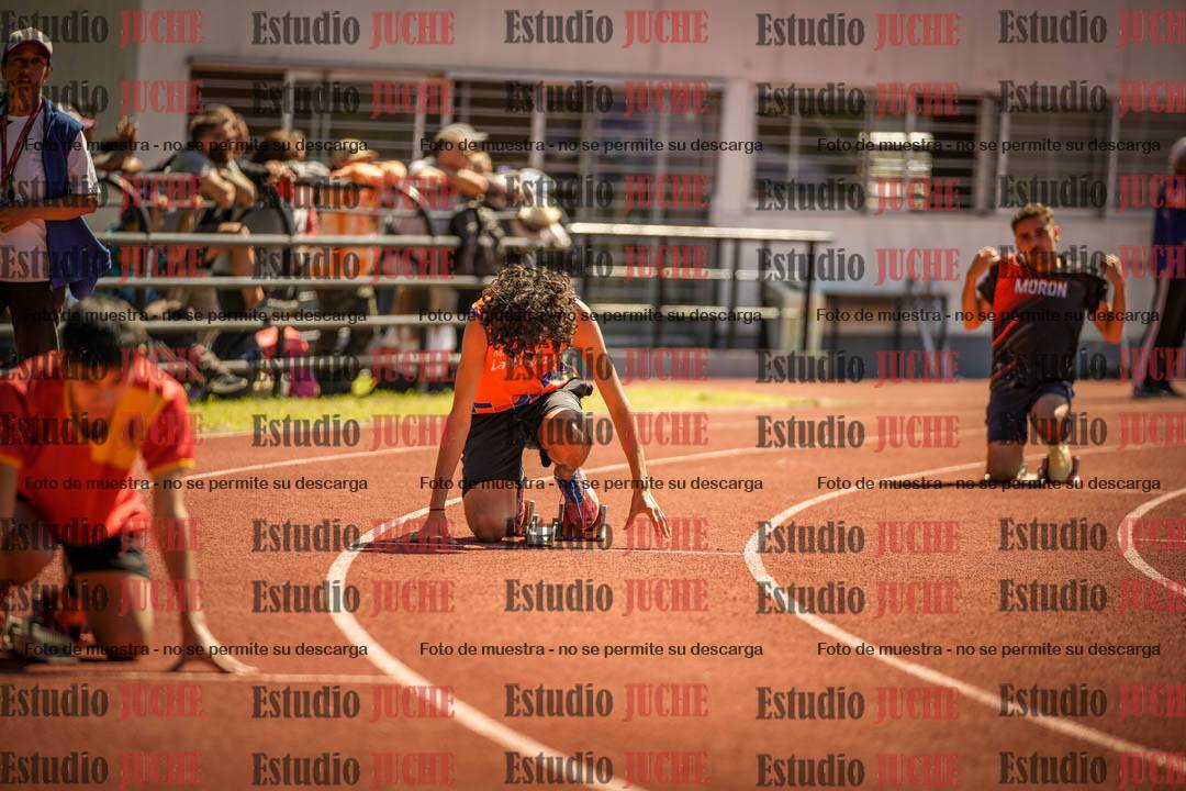 Fotos de los 400 m llanos de varones