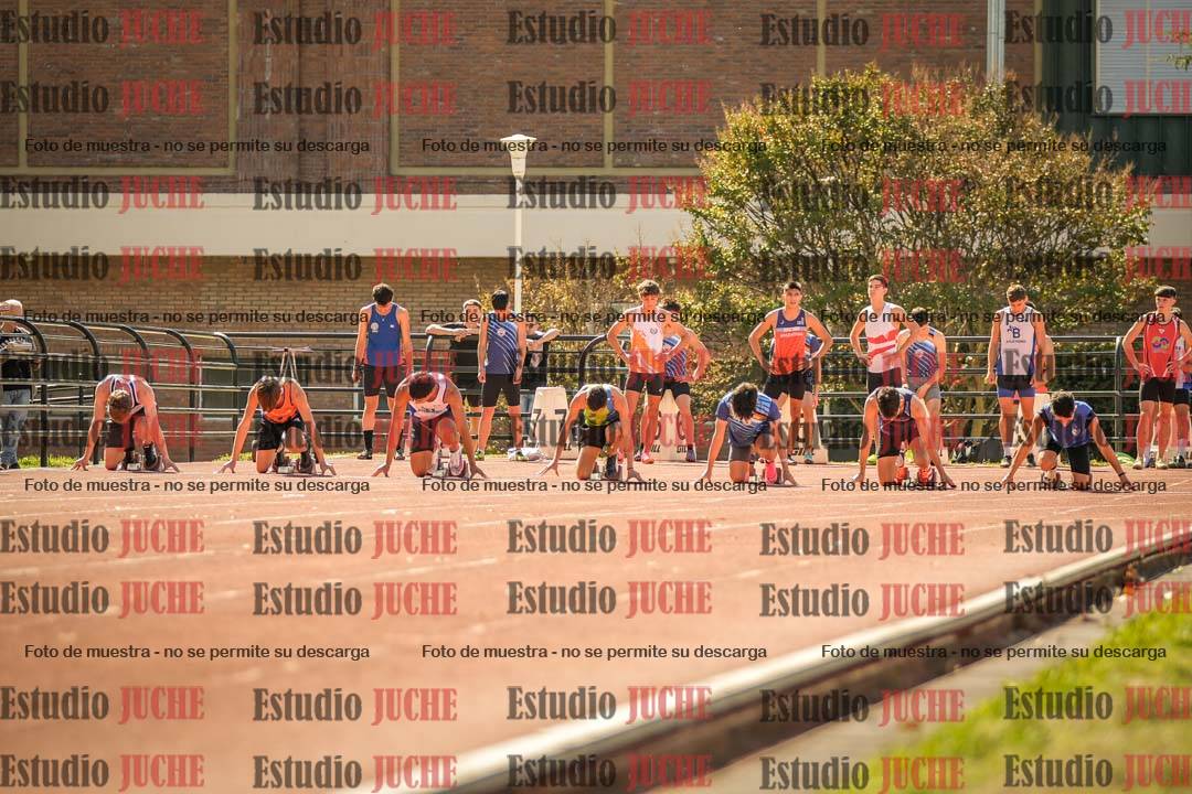 Fotos de los 100 m llanos de varones