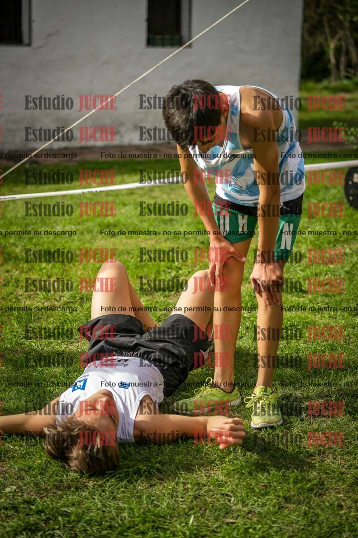 Fotos de la llegada del cross de 2000 m