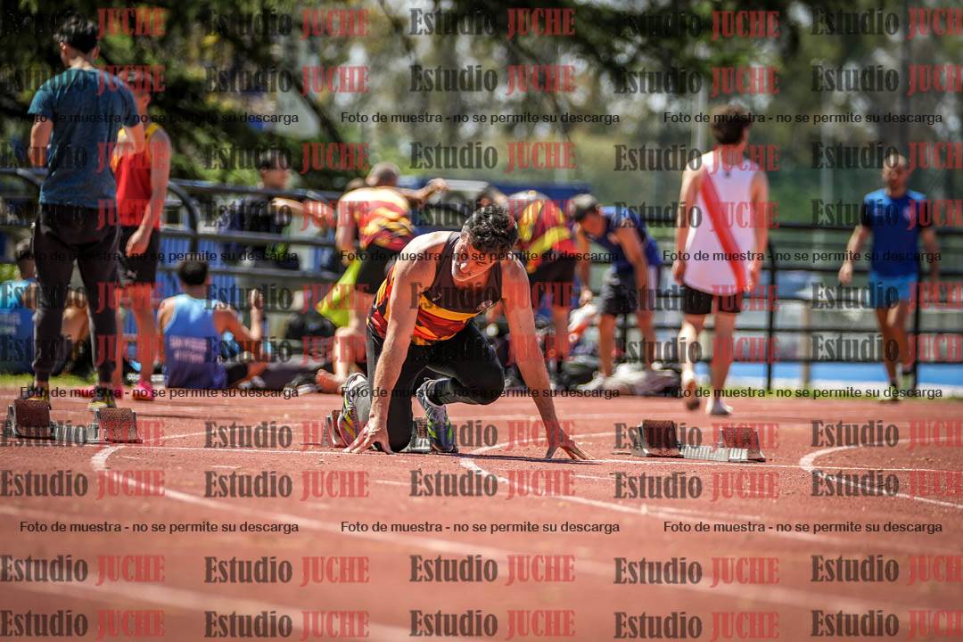 Fotos de los 100 m llanos de varones