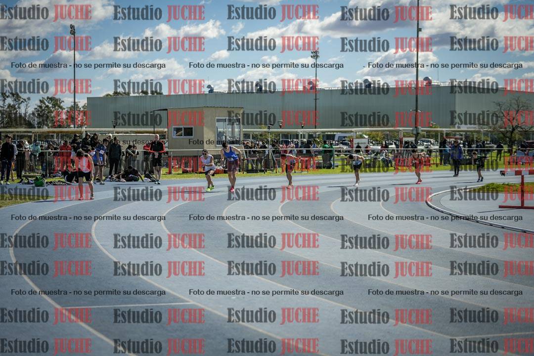 Fotos de los 800 m llanos de varones