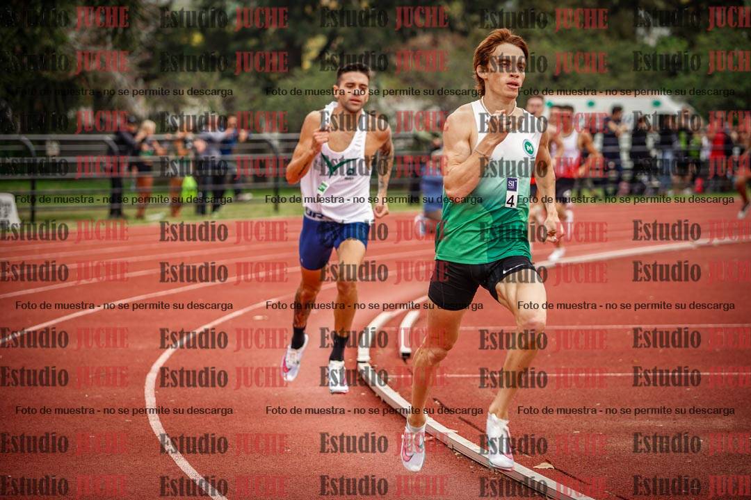 Fotos de los 800 m llanos de varones