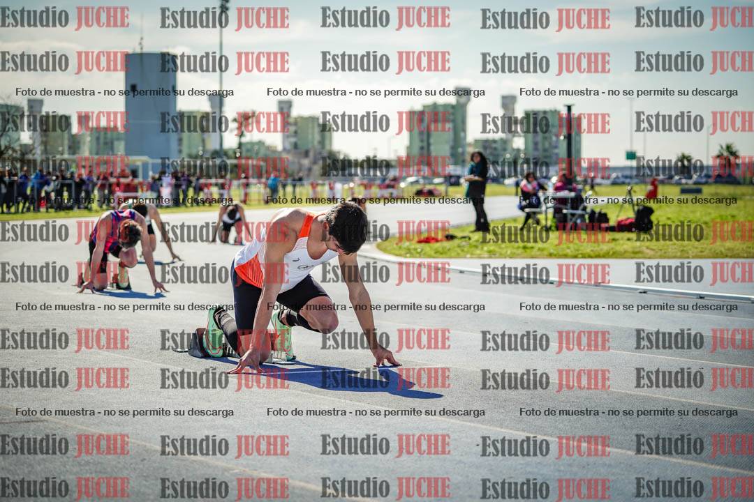 Fotos de los 400 m llanos de varones