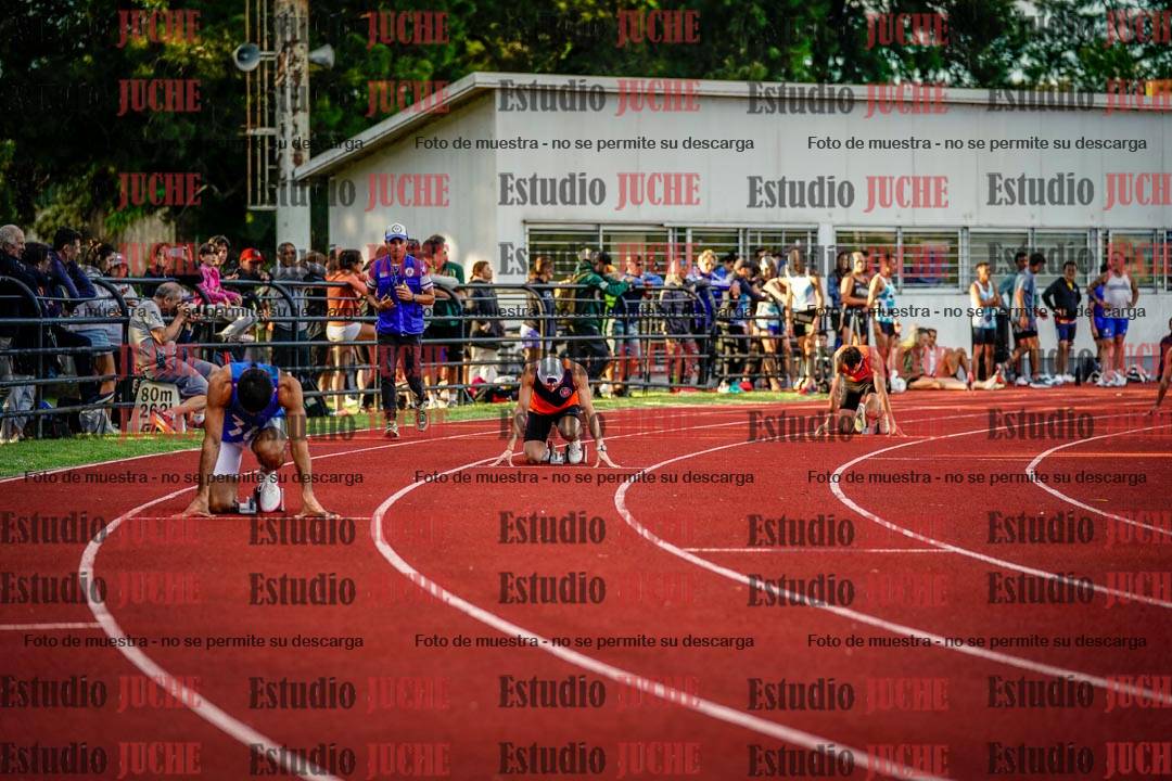 Fotos de los 400 m llanos de varones