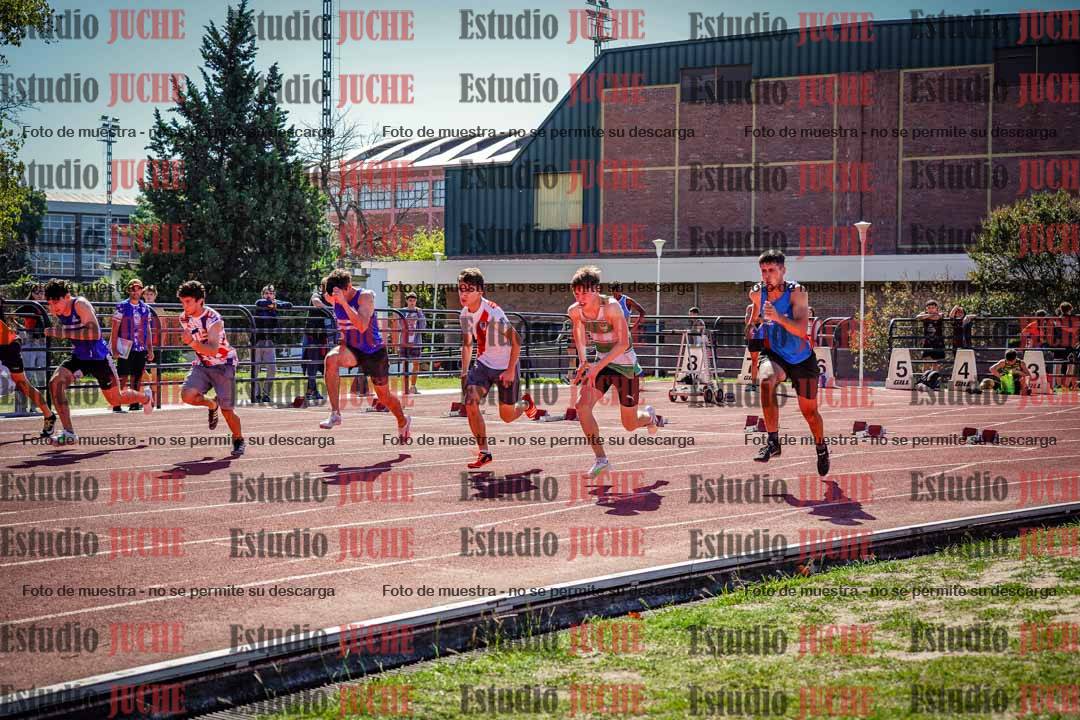 Fotos de los 100 m llanos de varones