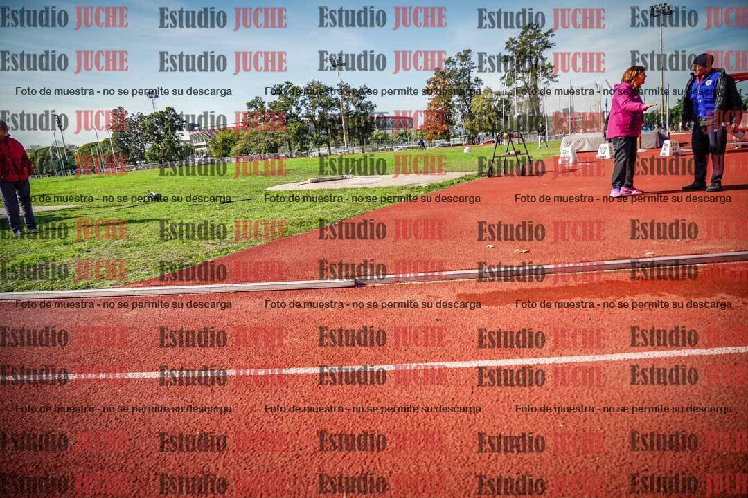 Fotos de los 800 m llanos de varones