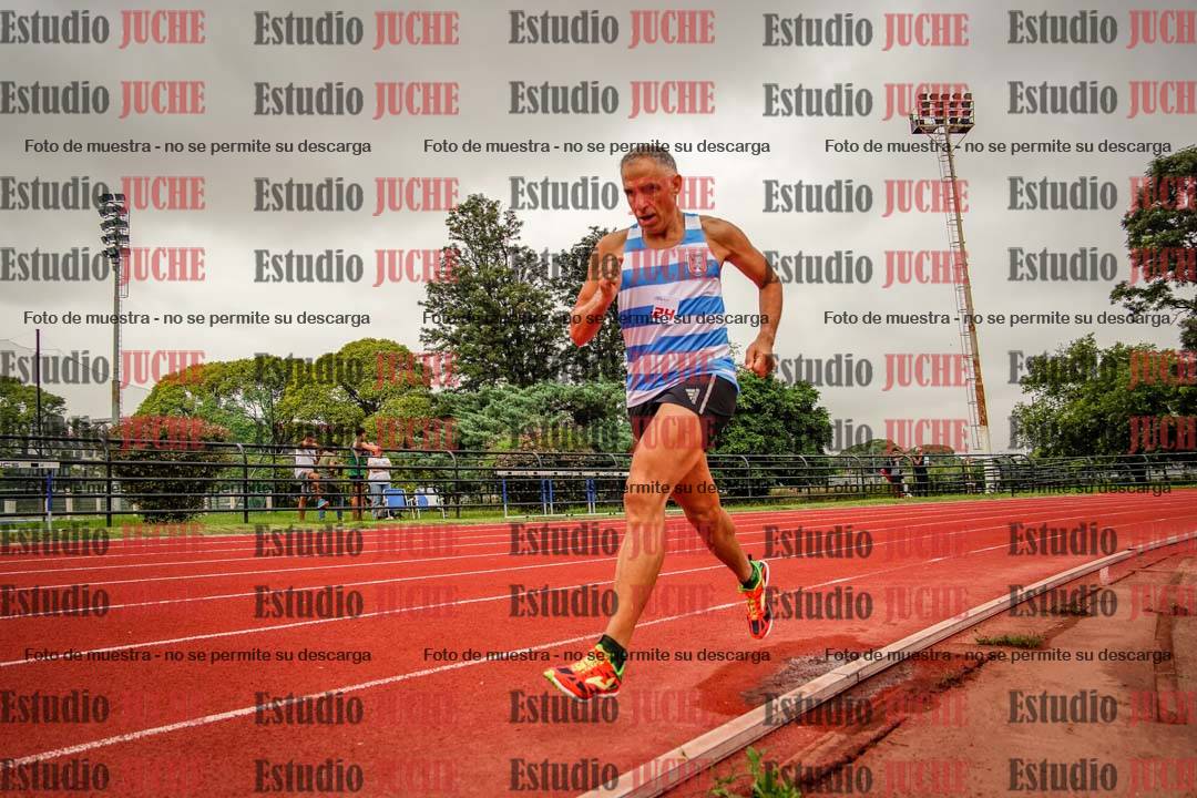 Fotos de los 800 m llanos de varones