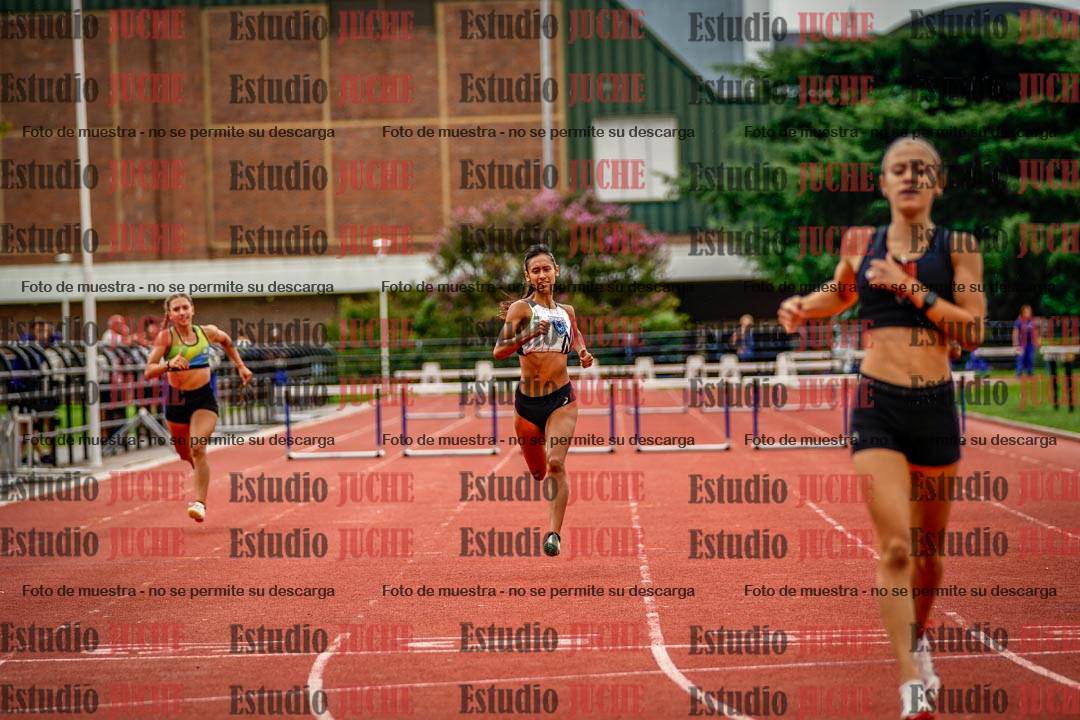 Fotos de los 400 m con vallas de mujeres