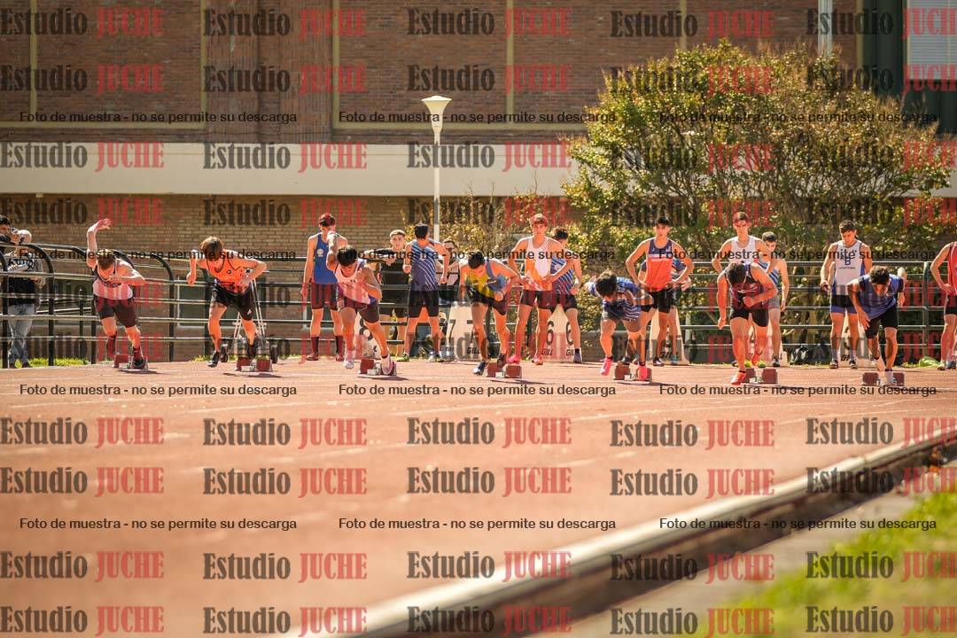 Fotos de los 100 m llanos de varones